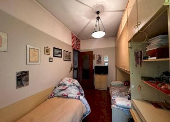 Camera da letto - Three-room apartment via Campo dei Fiori, 49, Gallarate - photo 16