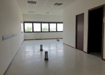 Ufficio - Office via dei Muratori, 4, Parma - photo 3