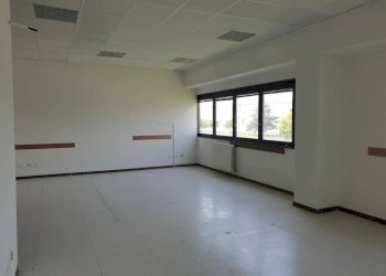 Ufficio - Office via dei Muratori, 4, Parma - photo 10