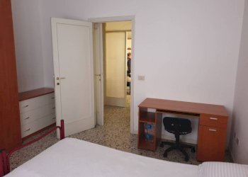 Camera da letto - Three-room apartment Borgo Zaccagni, 3, Parma - photo 10