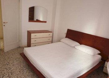 Camera da letto - Three-room apartment Borgo Zaccagni, 3, Parma - photo 17