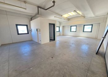 Interno non residenziale - Capannone via Piero Gobetti, Signa - foto 9
