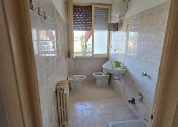Bagno - Four-room apartment via 20 Settembre, Signa - photo 10