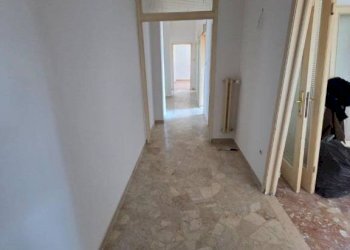 Corridoio - Appartamento via 20 Settembre, Signa - foto 13