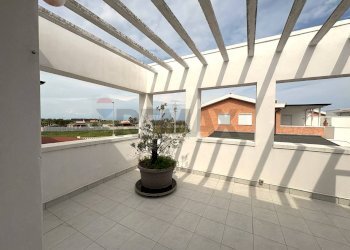 Terrazza - Appartamento CONTRADA CANNAFRESCA
 
SNC, Margherita di Savoia - foto 3