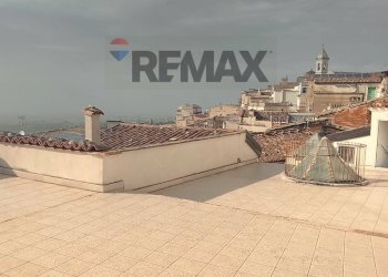 Terrazza - Independent house PIAZZA GIOVANNI BOVIO
 
31, Minervino Murge - photo 1