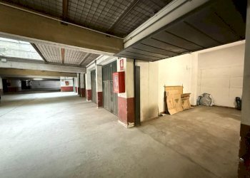 Interno non residenziale - Box via Giordano Bruno, 106, Torino (zona Lingotto) - foto 1