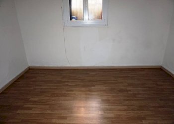 Camera da letto - Bilocale via Liberti, 13, Genova (zona Sampierdarena) - foto 5