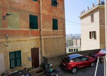 Vista - Bilocale via Liberti, 13, Genova (zona Sampierdarena) - foto 14