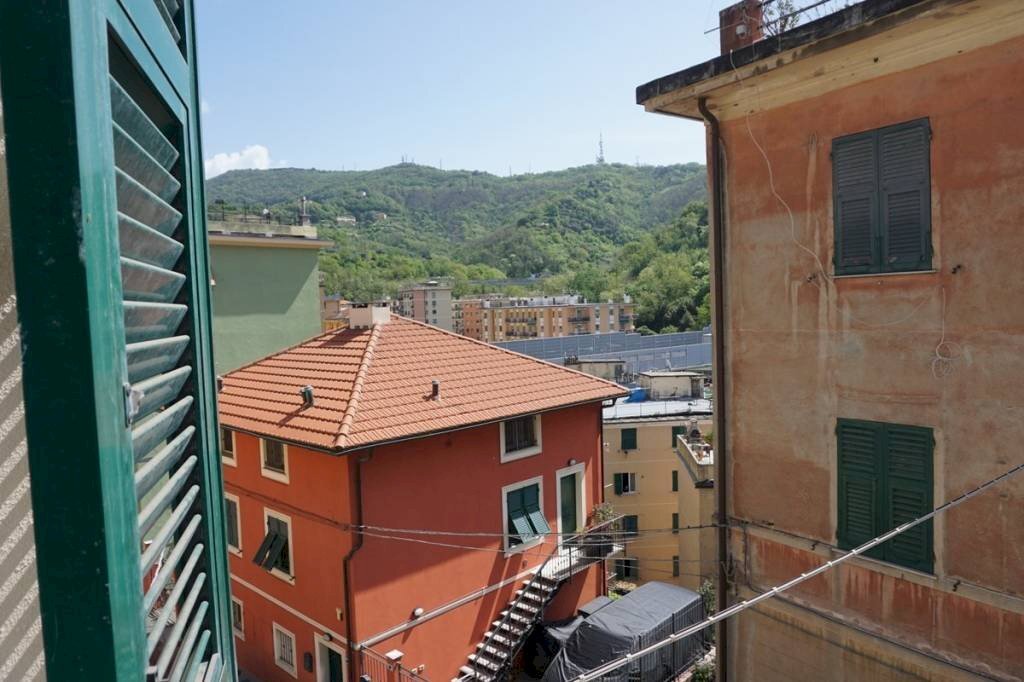 Vista - Quadrilocale via Liberti, 13, Genova (zona Sampierdarena) - foto 1