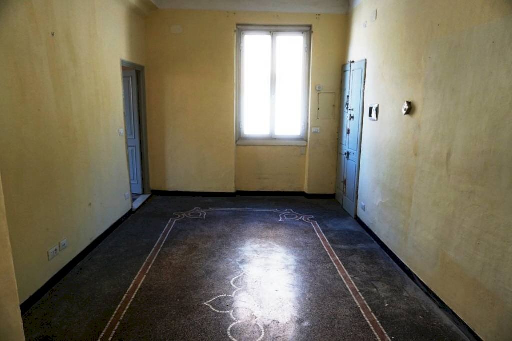 Soggiorno - Quadrilocale via Liberti, 13, Genova (zona Sampierdarena) - foto 3