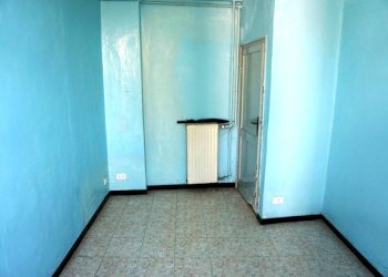 Camera da letto - Quadrilocale via Liberti, 13, Genova (zona Sampierdarena) - foto 5