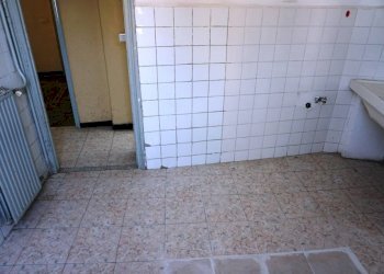 Cucina - Quadrilocale via Liberti, 13, Genova (zona Sampierdarena) - foto 12