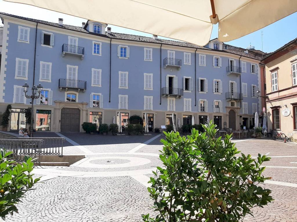 Cortile interno - Quadrilocale piazza della Bollente, Acqui Terme - foto 1