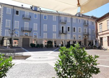 Cortile interno - Quadrilocale piazza della Bollente, Acqui Terme - foto 1