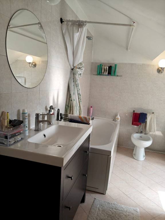Bagno - Two-room apartment via Celesia, 12, Genova (neighborhood Sampierdarena) - photo 3