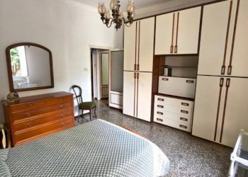 Camera da letto - Two-room apartment via Pierino Negrotto Cambiaso, 1, Genova (neighborhood Sampierdarena) - photo 1