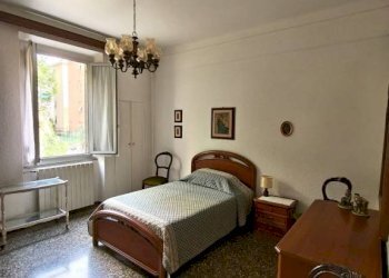 Camera da letto - Two-room apartment via Pierino Negrotto Cambiaso, 1, Genova (neighborhood Sampierdarena) - photo 2