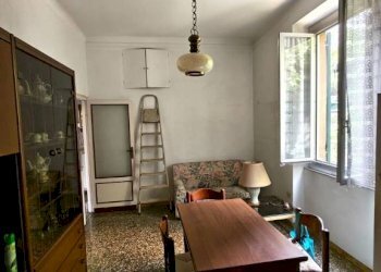 Salone - Two-room apartment via Pierino Negrotto Cambiaso, 1, Genova (neighborhood Sampierdarena) - photo 12
