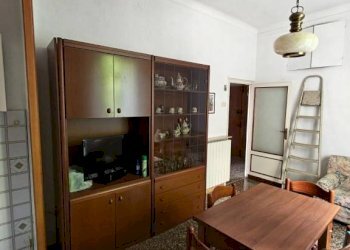 Salone - Two-room apartment via Pierino Negrotto Cambiaso, 1, Genova (neighborhood Sampierdarena) - photo 17