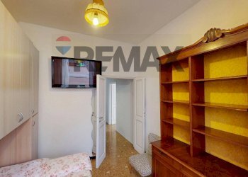 Camera / camera da letto - Quadrilocale Vico Usodimare
 
2, Genova - foto 25