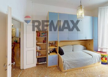 Camera / camera da letto - Quadrilocale Vico Usodimare
 
2, Genova - foto 33