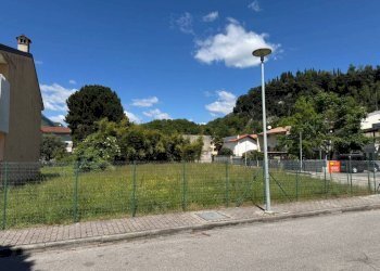 Terreno - Building land via Giovan Battista Gubiani, 4-1, Osoppo - photo 1