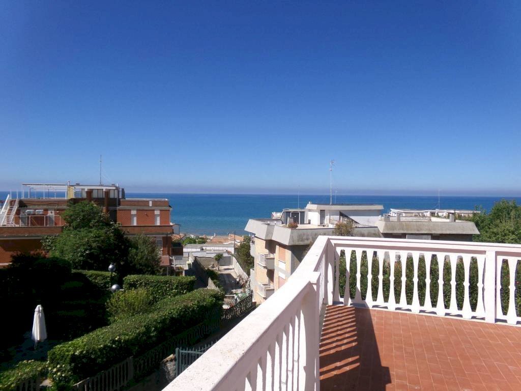 Terrazzo - Three-room apartment Lungomare Enea, Anzio - photo 1