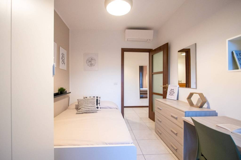 Camera da letto - Non-buildable land via Osteno, 8, Milano - photo 3