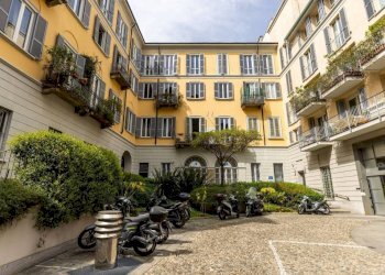 Cortile interno - Non-buildable land via Gian Giacomo Mora, 22, Milano - photo 47