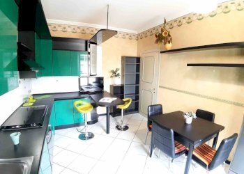 Cucina - Terreno non edificabile via Caianello, 23, Milano (zona Dergano) - foto 9