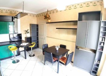 Cucina - Terreno non edificabile via Caianello, 23, Milano (zona Dergano) - foto 9