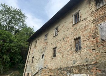 Facciata - Rustic via Boidi, Calosso - photo 1