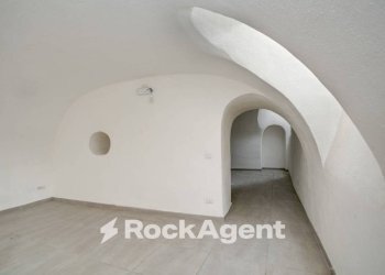 Stanza non arredata - Magazzino via dei Quattro Cantoni, 9a, Roma (zona Centro Storico) - foto 8
