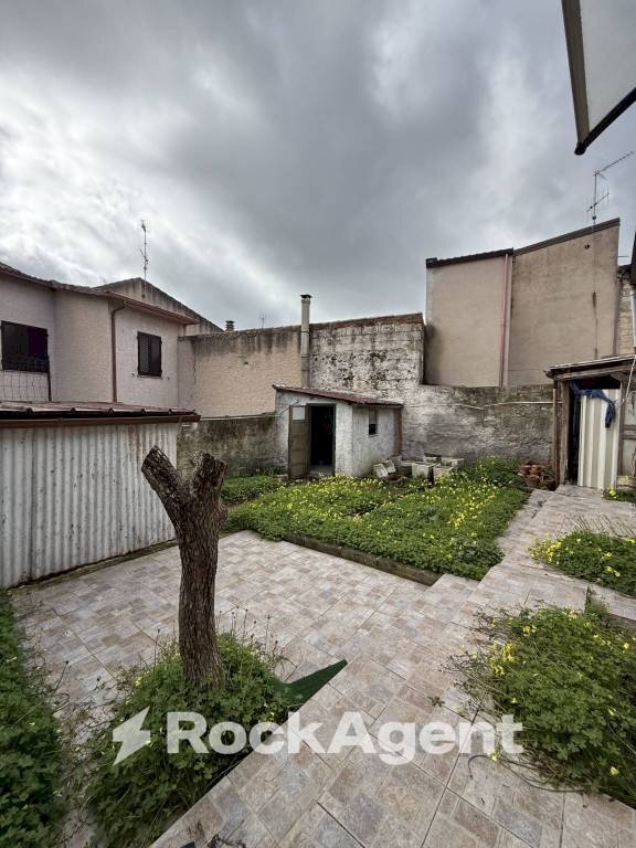 Giardino - Independent house via Francesco Cossiga, 128, Siligo - photo 1