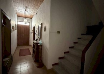 Interno palazzo - Independent house via Francesco Cossiga, 128, Siligo - photo 12
