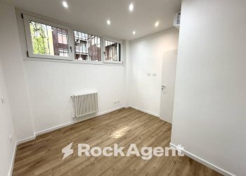 Camera da letto - Three-room apartment via Roncaglia, 14, Milano (neighborhood Washington) - photo 12