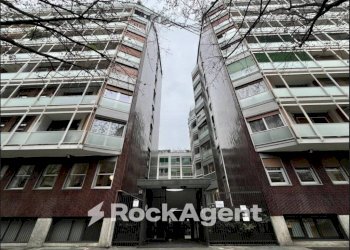 Facciata - Three-room apartment via Roncaglia, 14, Milano (neighborhood Washington) - photo 30