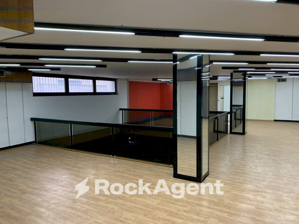 Ufficio - Negozio via Roma, Casarano - foto 1