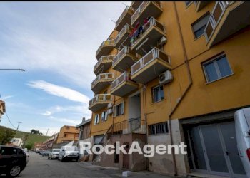 Facciata - Quadrilocale viale Cassiodoro, 279, Catanzaro - foto 26