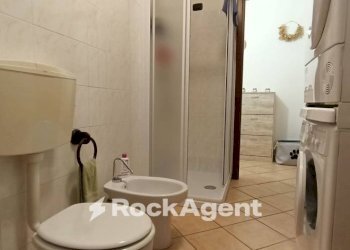 Bagno - Trilocale corso Italia, 38, Mede - foto 10