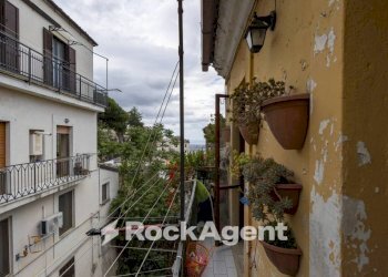 Balcone - Three-room apartment vico III Gradoni Porta Marina, 2, Catanzaro - photo 11