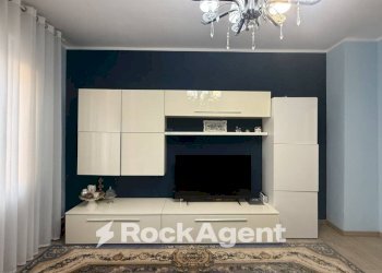 Salone - Appartamento viale Ildebrando Cocconi, Parma - foto 4