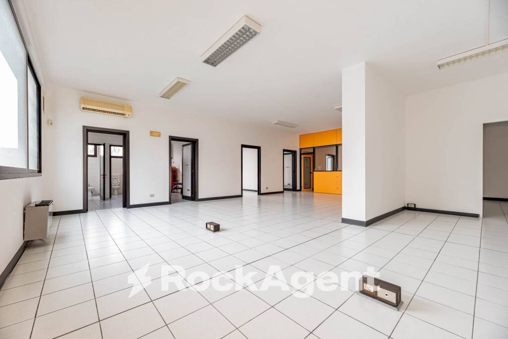 Ufficio - Ufficio via F. Petrarca, 37, Piove di Sacco - foto 1