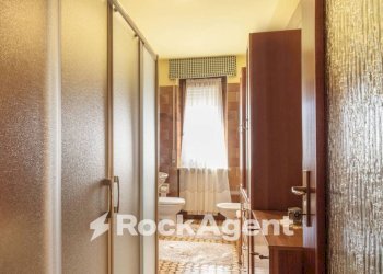 Bagno - Three-room apartment via Alessandrini, 6, Mede - photo 25
