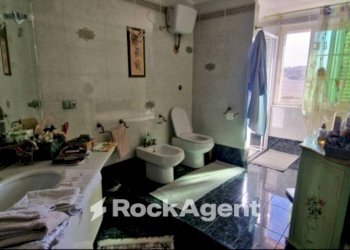 Bagno - Stabile - Palazzo via degli Oleandri, 2, Crotone - foto 17
