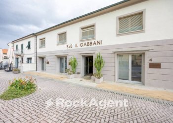 Facciata - Hotel via Aurelia Nord, 6, Bibbona - foto 1