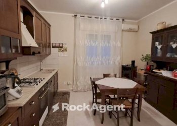 Cucina - Appartamento via Amalfi, 3, Mazara del Vallo - foto 3