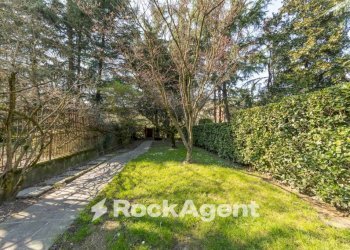 Giardino - Villa a Schiera via dei Longobardi, 31, frazione Milano 3, Basiglio - foto 38