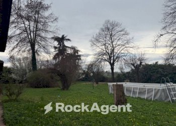 Terreno - Villa Montechiarugolo - photo 1